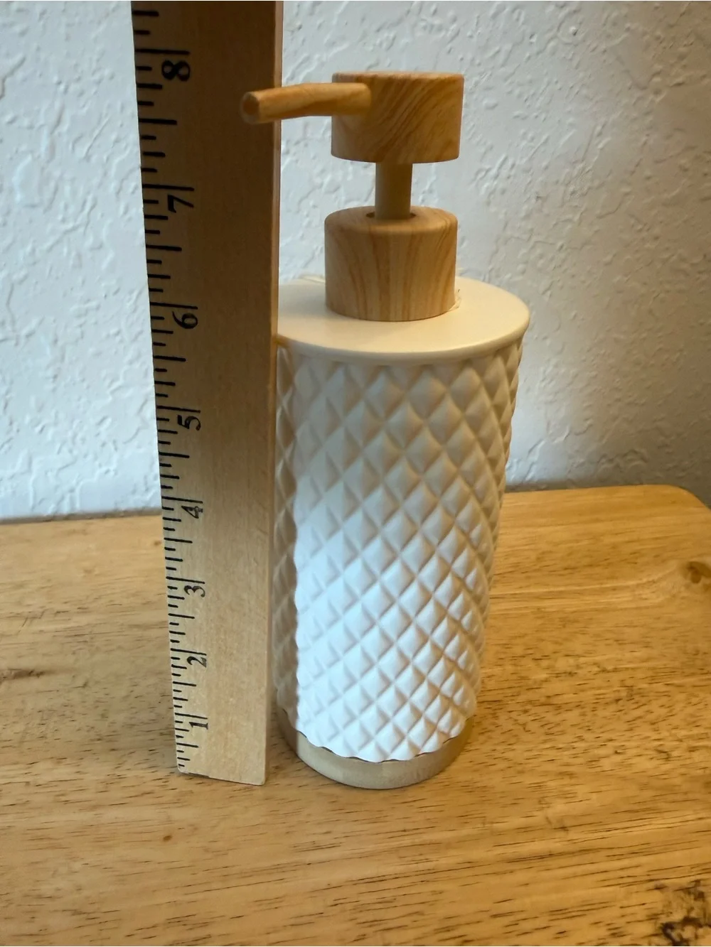 Ceramic White Soap Dispenser with Wood-Tone Pump - Bathroom Accessory
